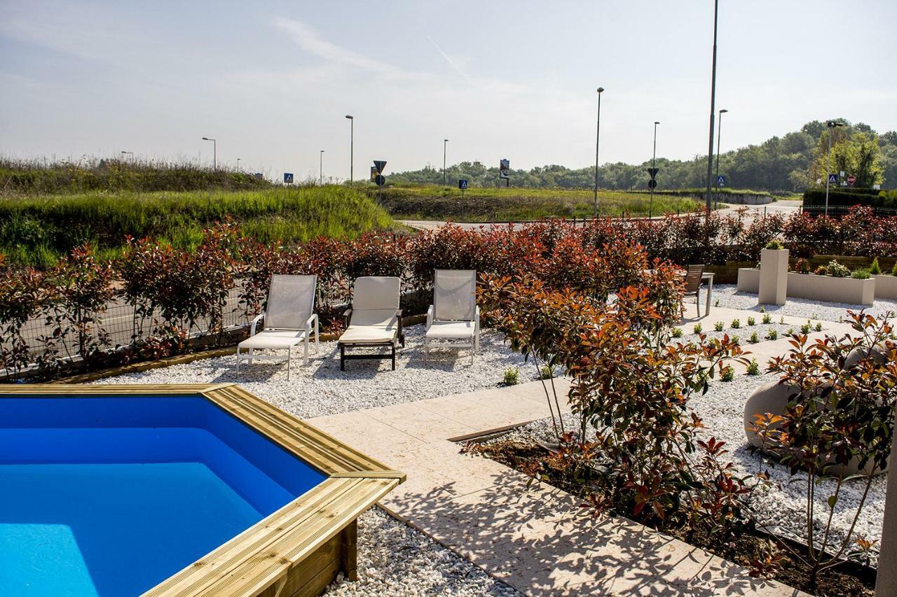 Home Suites Home Salionze Εξωτερικό φωτογραφία
